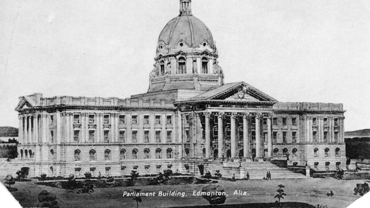 Historical photograph of the Alberta Legislature taken in 1913.