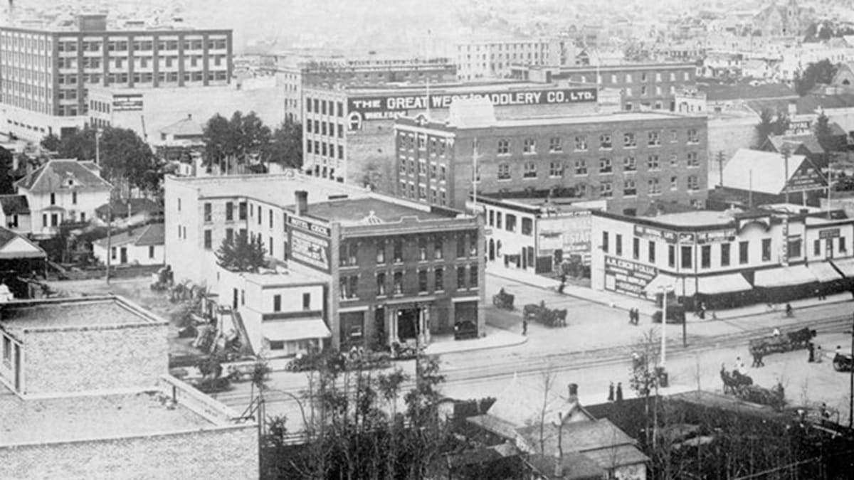 Armstrong Block