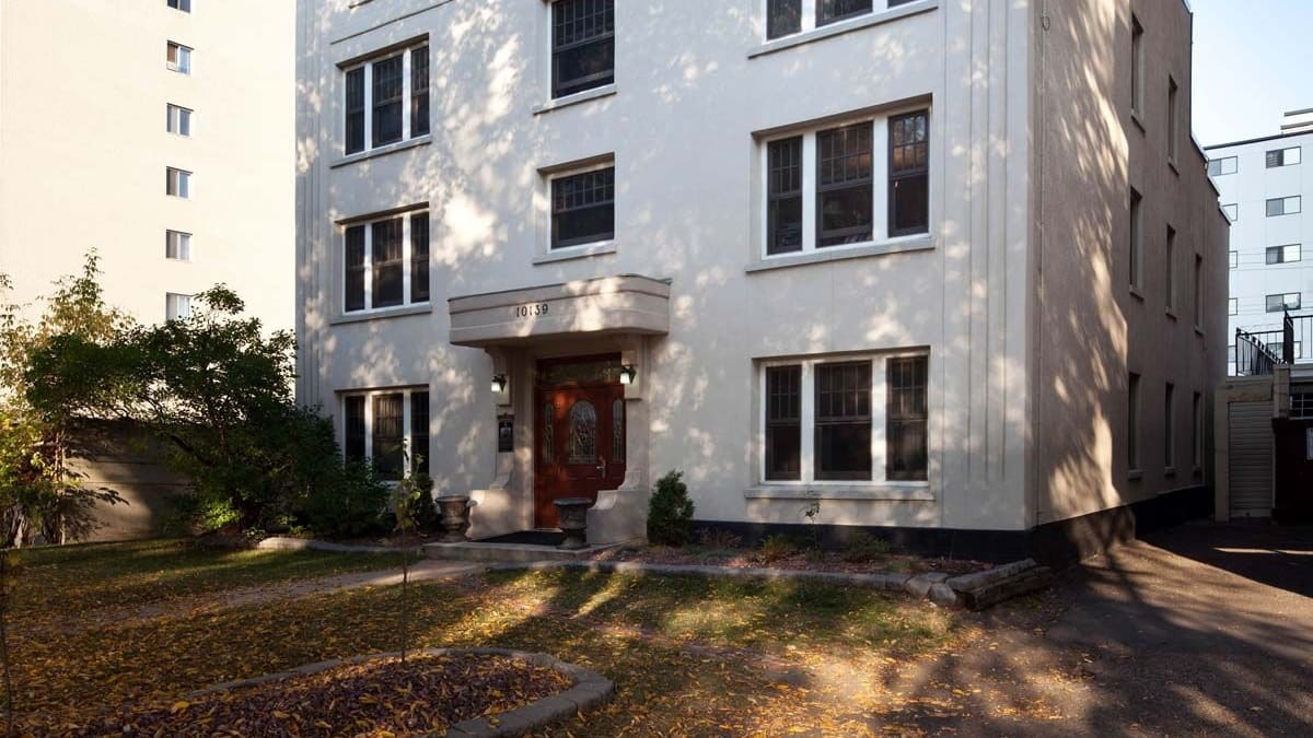 Balfour Manor