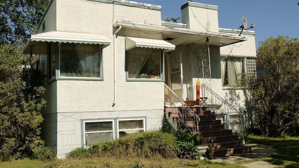 Frost Residence
